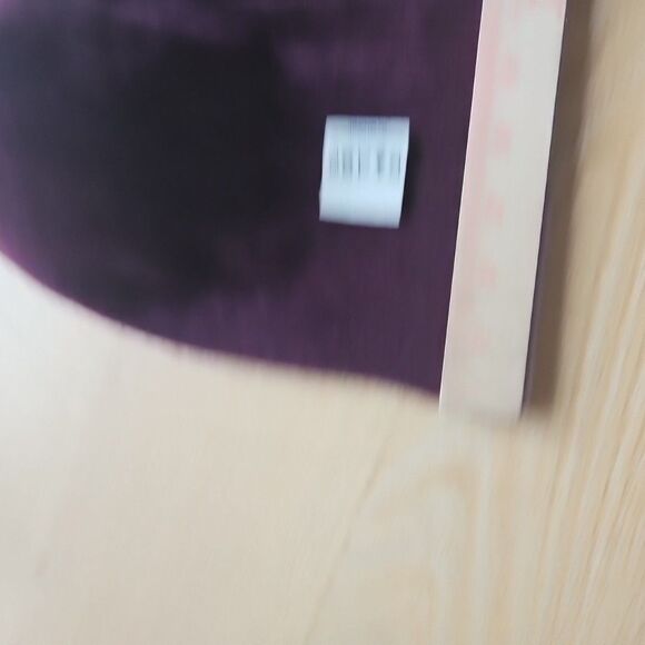 UGG Wool Cashmere Beanie Hat Burgundy Pom Pom Rib Knit Winter‎ Women’s - Picture 7 of 8
